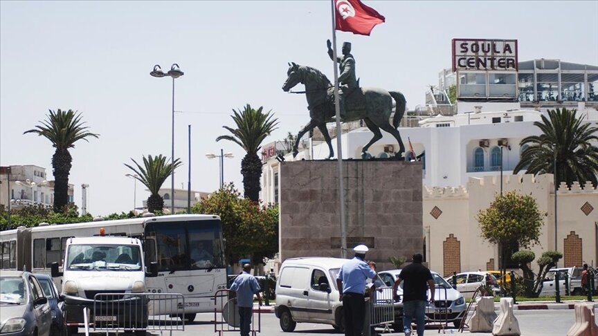 تونس.. تمديد متوقع لإجراءات "سعيد" وترقب حذر لخطواته المقبلة (تحليل)