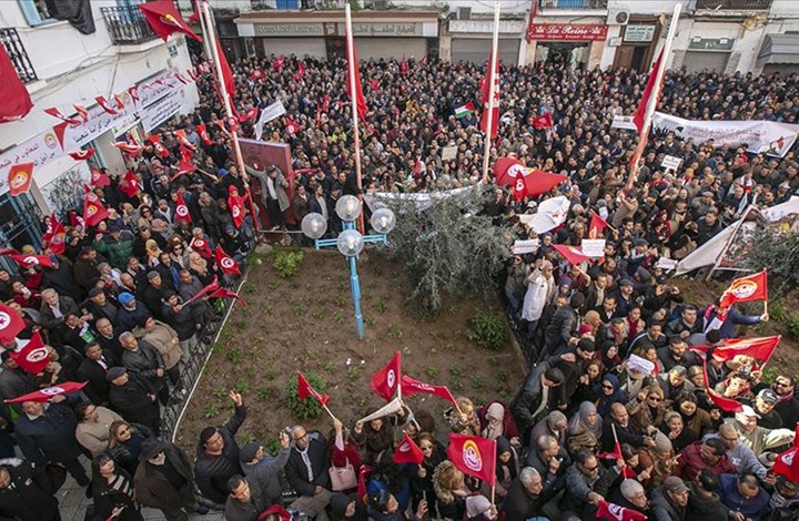 اتحاد الشغل يطالب بودن بـ"مصارحة" التونسيين حول أوضاع البلاد