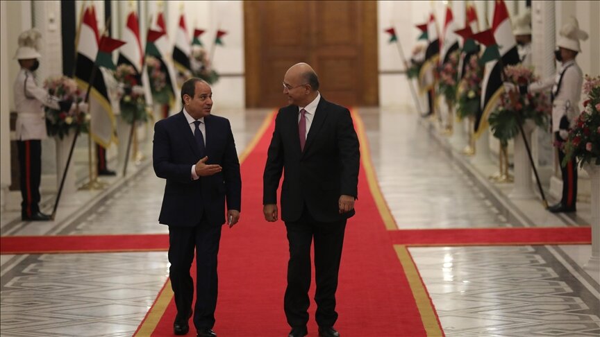 الرئيس العراقي يجري مباحثات مع نظيره المصري وأمير قطر