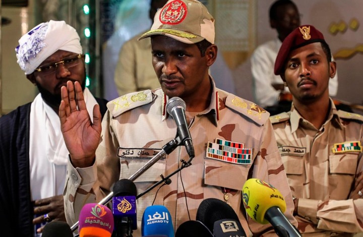 "المجلس العسكري" السوداني: لسنا أعداء لأحد وهناك "خيانة داخلية"