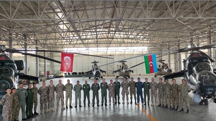 تركيا تدرب أفراد بالجيش الأذربيجاني على "السيطرة الجوية"