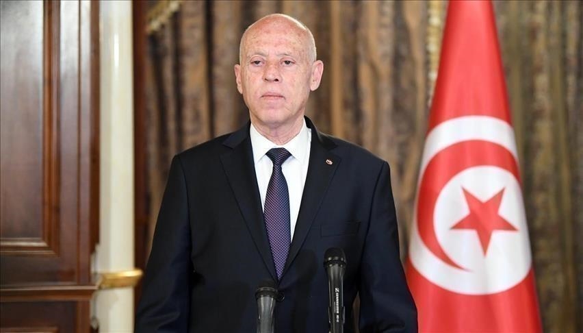 الرئيس التونسي يتعهد بالتصدي لـ"محاولات تسلل" للأجهزة الأمنية