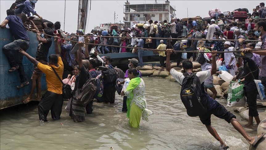 بنغلاديش.. تلوث الأنهار يهدد حياة الأسماك والبشر (تقرير)